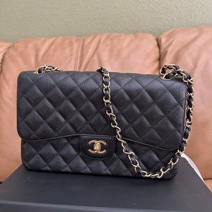 NEW classic jumbo chanel bag w/ AUTHENTICITY CARD